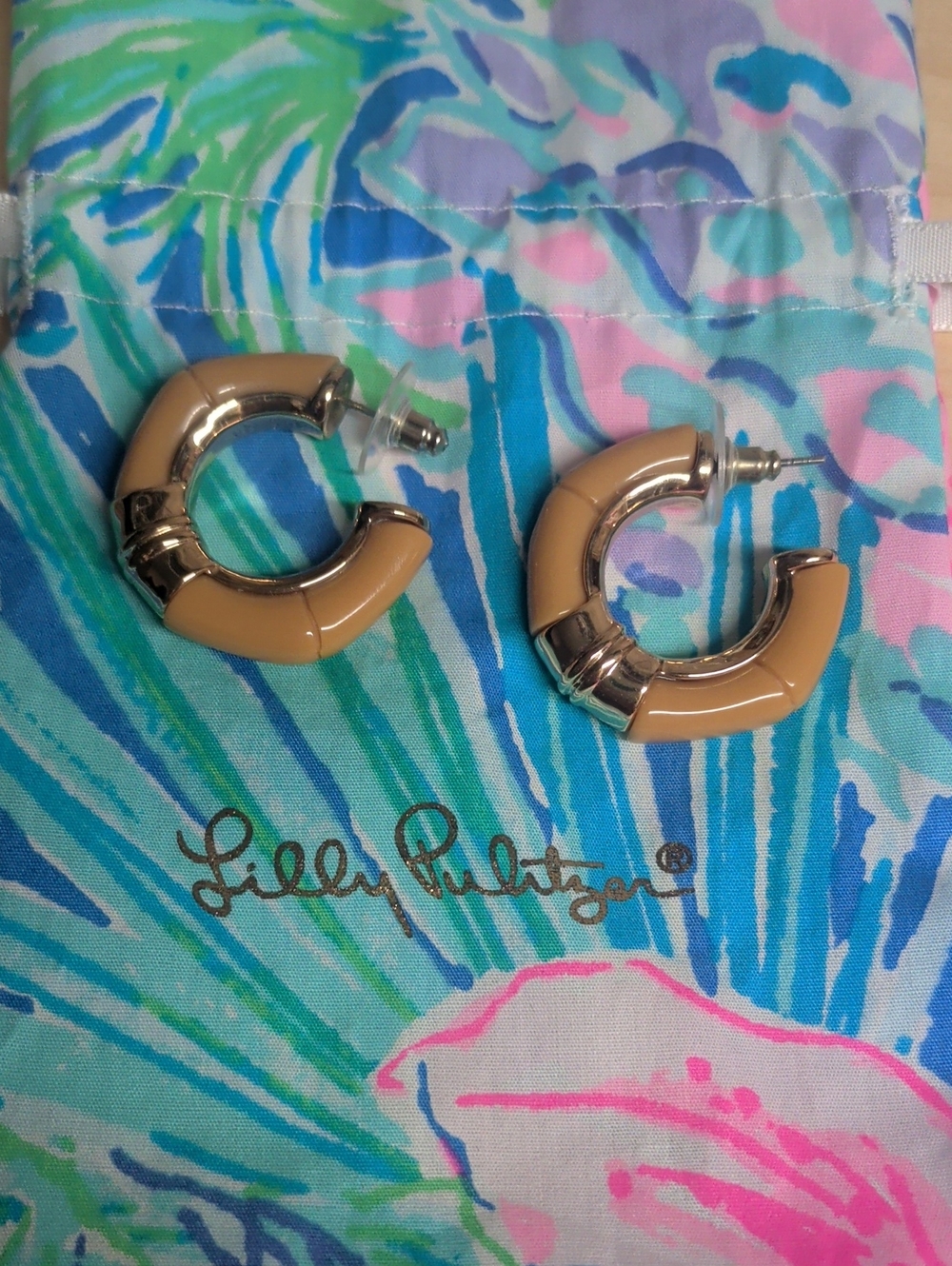 Lilly Pulitzer Oyster Bay Tan and Gold Chunky Hoop Earrings
